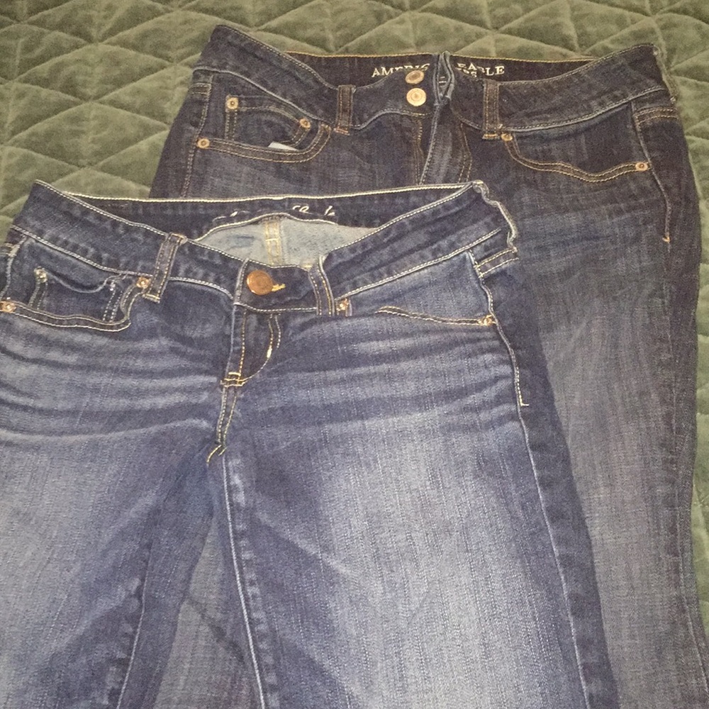 2 pair of jeans